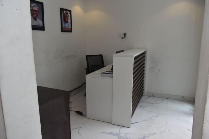 Jada Hotel And Suits Lagos Exterior photo